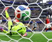 Lionel Messi Breaks World Cup Goals Record with Brace Against Austria