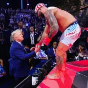 Lip Reader Reveals Trump's 8 Words to UFC Fighter Who Insulted Michelle Obama
