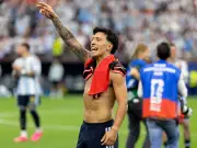 Lisandro Martinez's World Cup Form Puts Ineos in Contract Dilemma