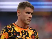 Liverpool Decide Against Micky van de Ven Transfer as Tottenham Retain Defender