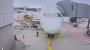 Lufthansa Dreamliner Nose Gear Collapses at Frankfurt Airport, Several Injured