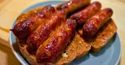Make Sausages Tastier by Ditching Oil and Using Chicken Stock Instead