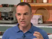 Martin Lewis Warns Holidaymakers: Never Exchange Cash at Airport
