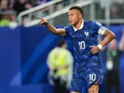 Mbappe Scores Twice as Storm Delays France's World Cup Win Over Iraq