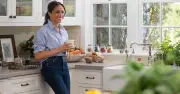 Meghan Markle Mocked for Onion Chopping in New Video: 'Painful to Watch'