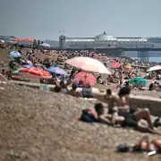 Met Office Issues Amber Heat Warning for 71 UK Areas Reaching 35C