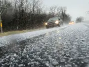 Met Office Issues Thunderstorm Warning: 4cm Hail Possible in 31 Areas