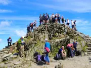 Mountain Leader Says Snowdon Summit Queues Unnecessary for Safety