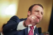 Mullin's Comment Complicates Deportation of Salvadoran Immigrant