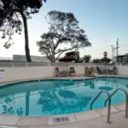 My Love Affair with California Motels: Cheap, Comfy, No Shootouts