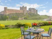 Northumberland Holiday Apartment with Stunning Castle Views