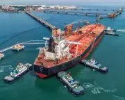 Oil Prices Plunge as Trump Claims US-Iran Deal Close, Then Recover