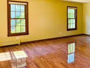 Olive Oil: The Kitchen Item That Restores Shine to Wooden Floors