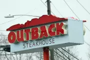 Outback Steakhouse Faces $1.5M Lawsuit After Customer Slips on Mashed Potatoes