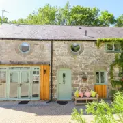 Peaceful Welsh Holiday Cottage: 'Amazing Countryside for Mile After Mile'