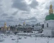 Photographer Captures Kyiv Monastery Before and After Russian Attack