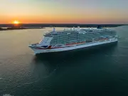 P&O Cruises Reminds Passengers: Always Carry Your Cruise Card Onboard