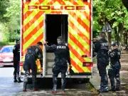 Police Divers Search Sefton Park Lake for Weapons