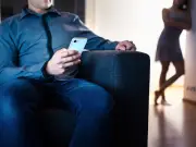 Private Investigator Reveals 1 Question That Always Exposes Cheating Partners
