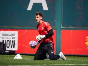 Rangers Consider Move for Man Utd Keeper Radek Vitek