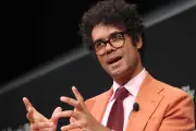 Richard Ayoade Involved in Serious South London Car Crash