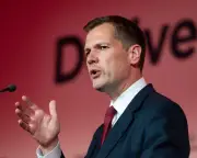 Robert Jenrick Says Media Questions on Farage's £5m Donation Are Legitimate