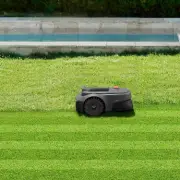 Robot Lawnmower Saves Effort: AI Tech, Perfect Lines, £87.90 Off