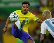 Rodrygo Dedicates World Cup Goal to Brazil, Vows to Keep Fighting
