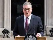 Royal Mail Slammed for 'Moving Home' Jibe After Starmer Resigns