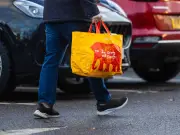 Shopper Tests Supermarkets' 'Bag for Life' Promises, Finds Two Fail