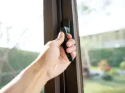 Should You Keep Windows Open or Closed During a 38C Heatwave?