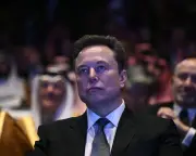 SpaceX IPO Makes Elon Musk World's First Trillionaire Amid US AI Restrictions