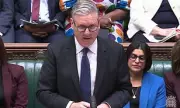 Starmer Refuses to Commit to Cutting Benefits at PMQs Amid Mandelson Files Fallout