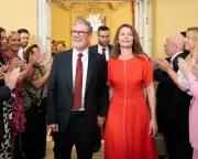 Starmer to Announce Autumn Handover as Labour Leader
