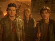 Stranger Things Stars Reunite in New Netflix Detective Drama Series