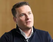 Streeting: Online Platforms Promoting Violence Should Pay Riot Costs