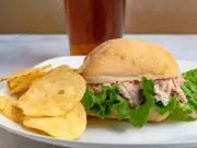 Swap Mayo for Olive Oil in Tuna Sandwiches for Better Taste and Health