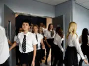 Teaching union explains when schools should close in UK heatwave
