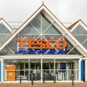 Tesco to Replace Paper Price Tags with Digital Labels in 3,000 Stores