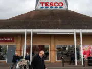 Tesco to Replace Paper Price Tags with Digital Labels in 3,000 UK Stores