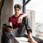 TikTok finance bros lure student into risky investing