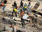 Time Running Out in Venezuela: 1,700 Dead, 69,000 Missing After Earthquakes