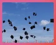 Top 15 Graduation Gifts for 2026 UK Graduates