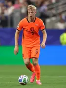 Tottenham Get Green Light for £52m Jan Paul van Hecke Transfer During World Cup