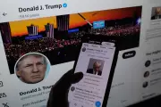 Trump Library Claims No Twitter DMs Found Despite 25,000 Tweets