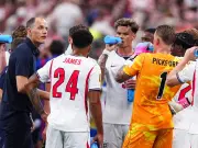Tuchel and Pickford Exchange Words During England's World Cup Win