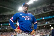 Two US pilots killed in crash en route to pick up MLB star Yadier Molina
