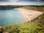 UK Beach Rivals Caribbean: Barafundle Bay Ranked Second Best in Europe