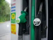 UK Fuel Prices Drop as US-Iran Deal Eases Oil Crisis