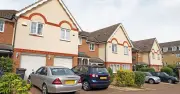 UK Govt Updates Pavement Rules for EV Charging, Grant Increased to £500